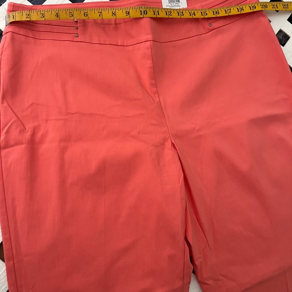 JM Collection Rivet-Detail Capri Pants - 2X - New - Picture 5 of 7